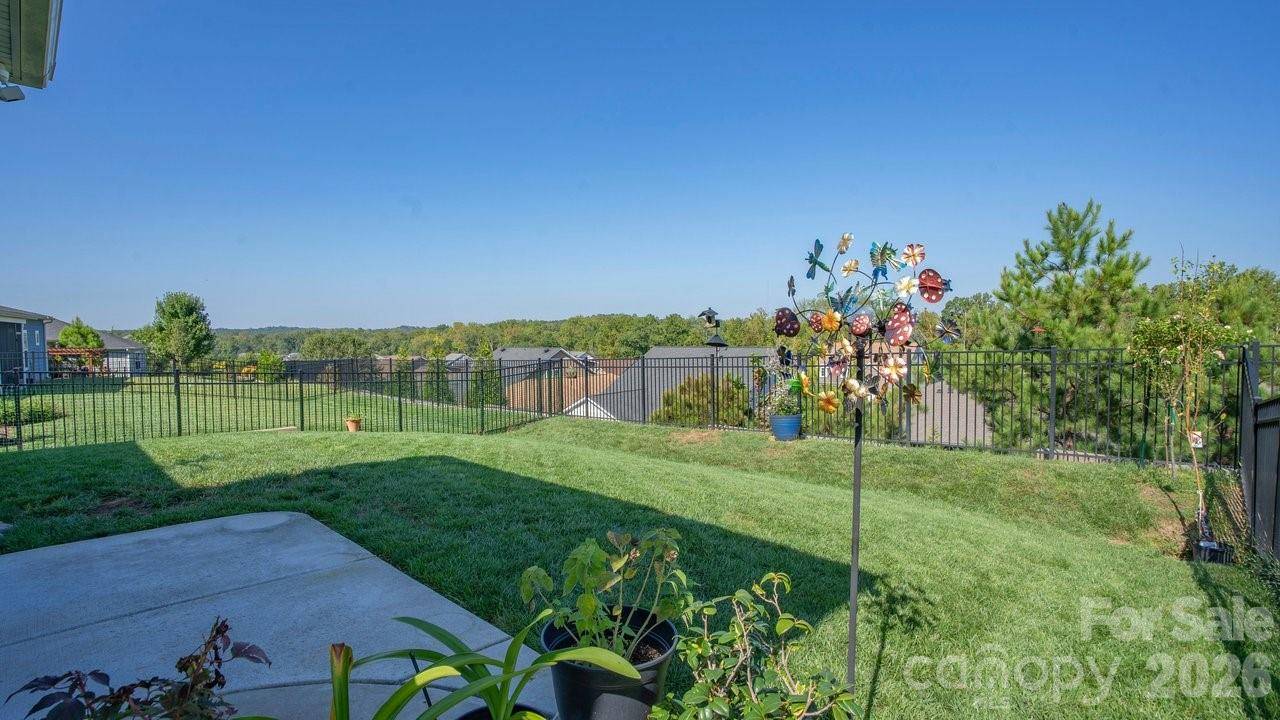 6249 Raven Rock DR, Denver, NC 28037