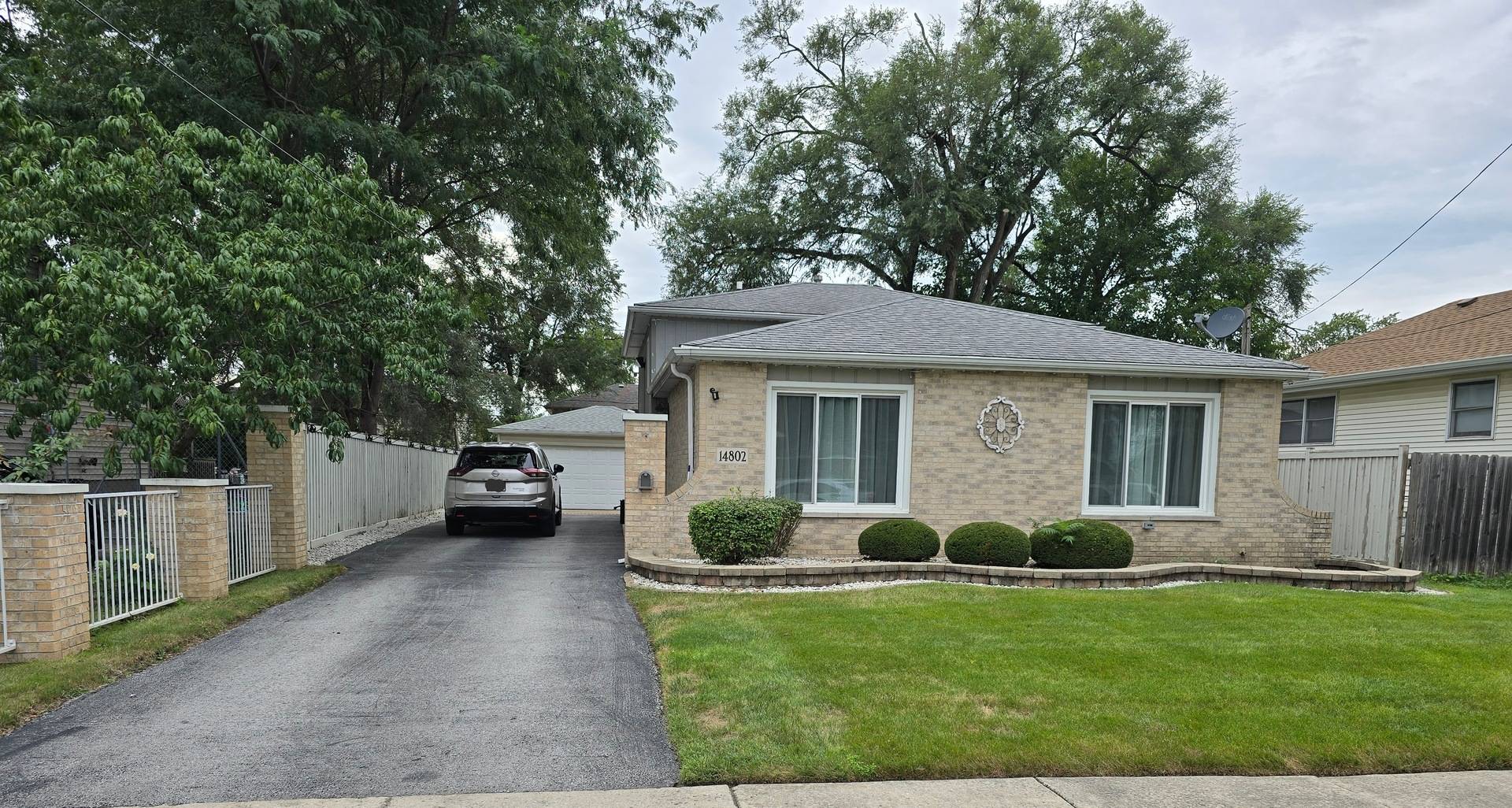 14802 S Cleveland AVE, Posen, IL 60469