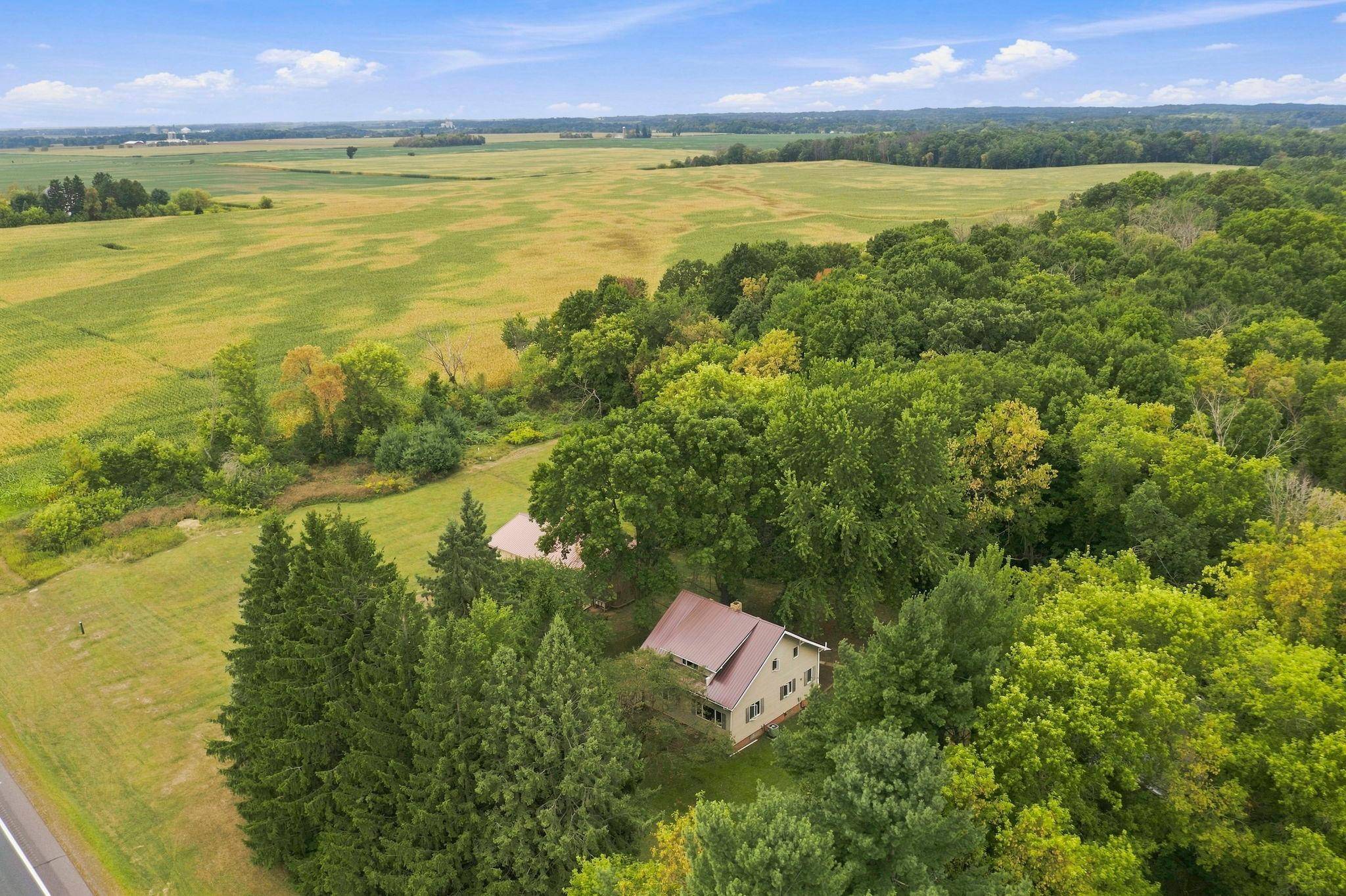 2079 Wi-35, Eureka, WI 54858