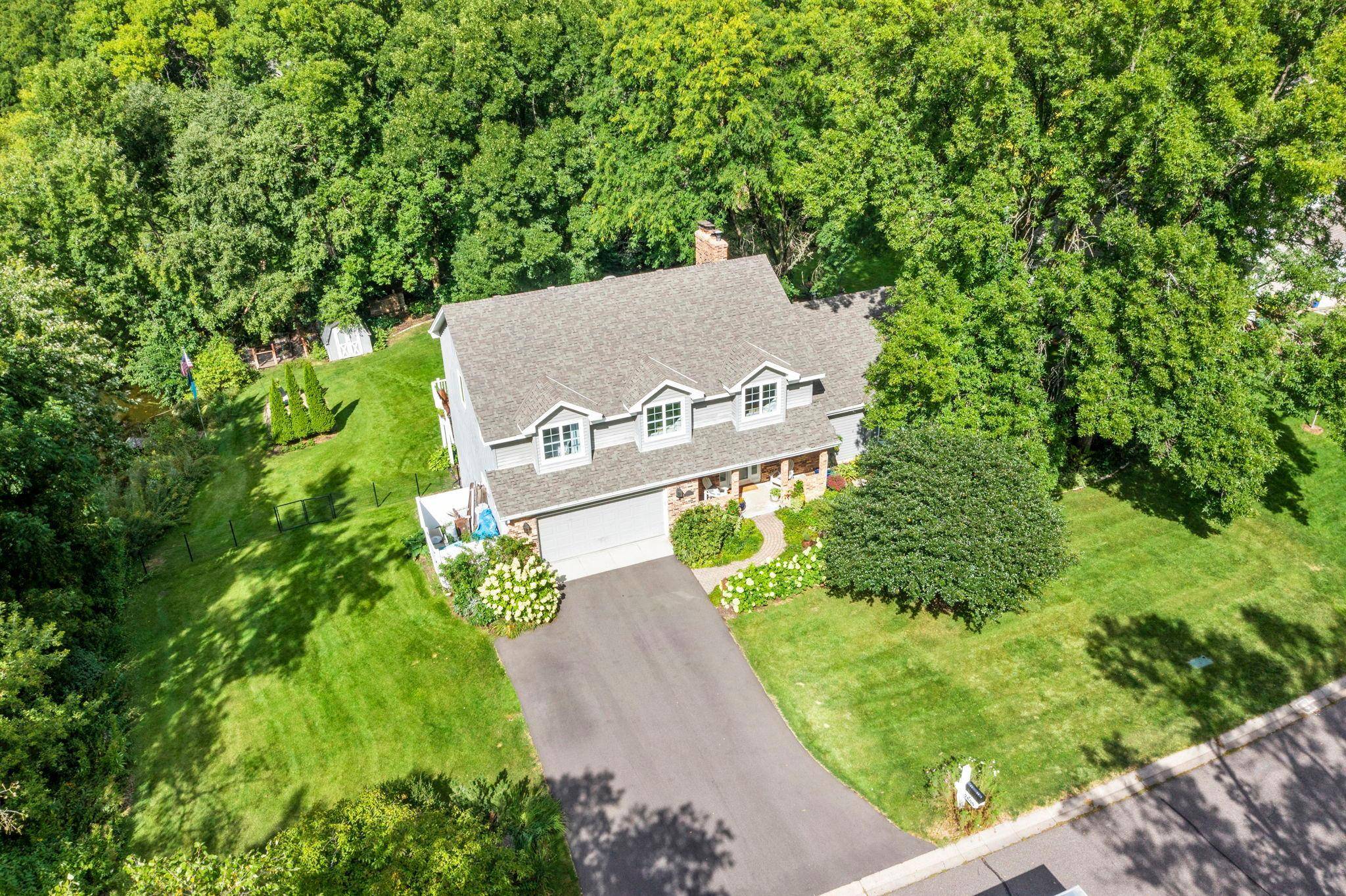 2600 Jewel LN N, Plymouth, MN 55447