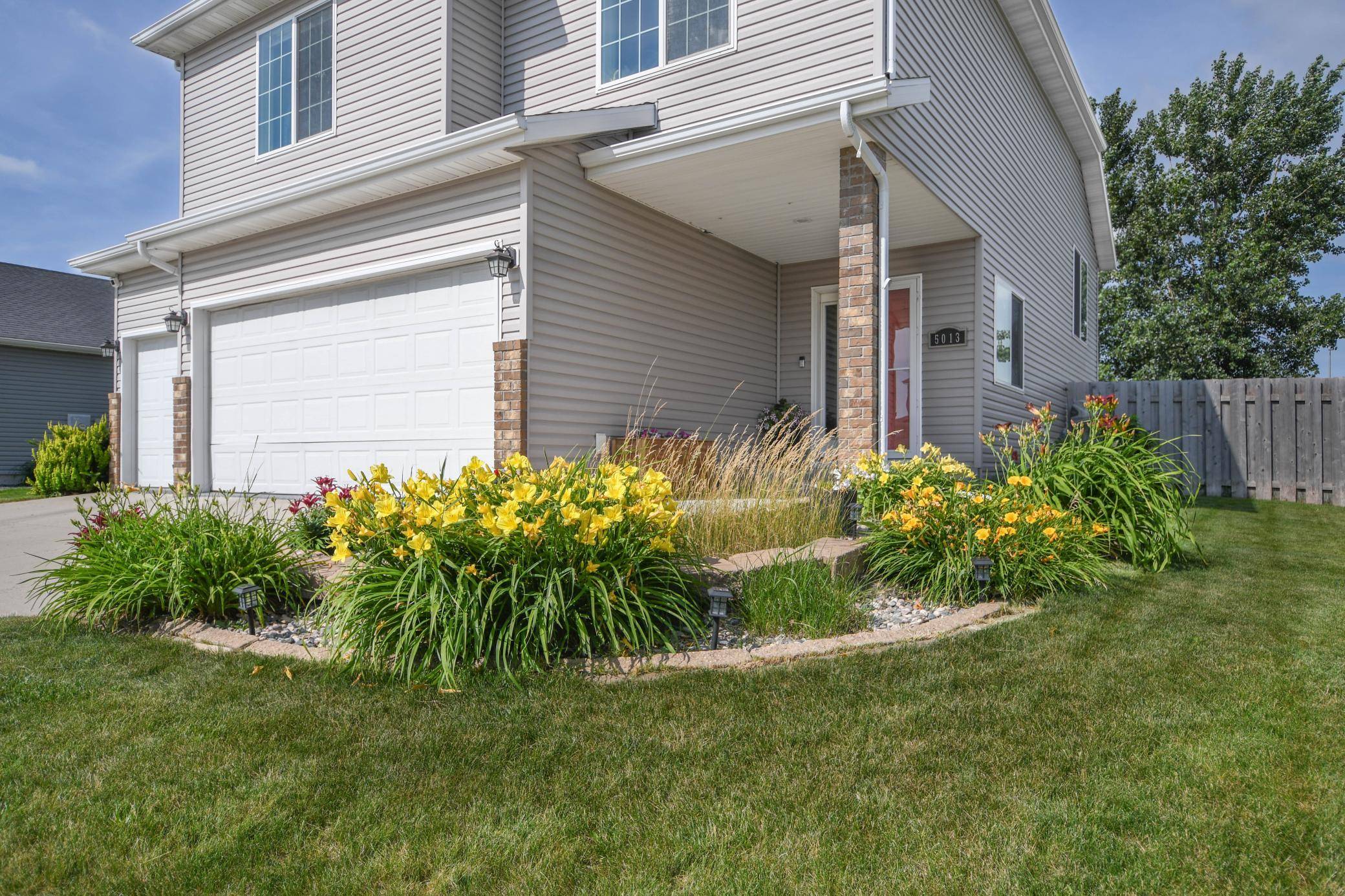 5013 44th ST S, Fargo, ND 58104
