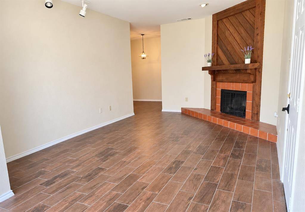 9600 Royal Lane #302, Dallas, TX 75243