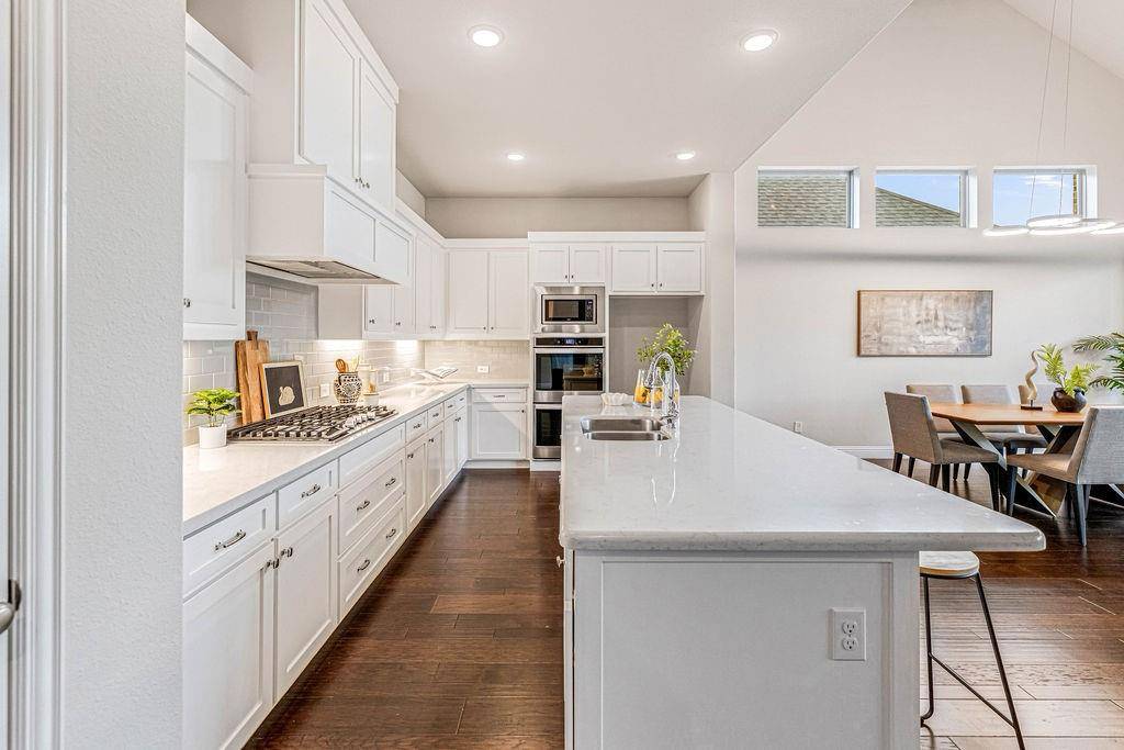 829 Boardwalk Way, Little Elm, TX 76227