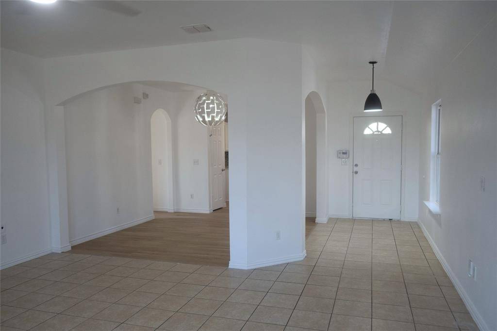 8626 Cedar Post Court, Dallas, TX 75227