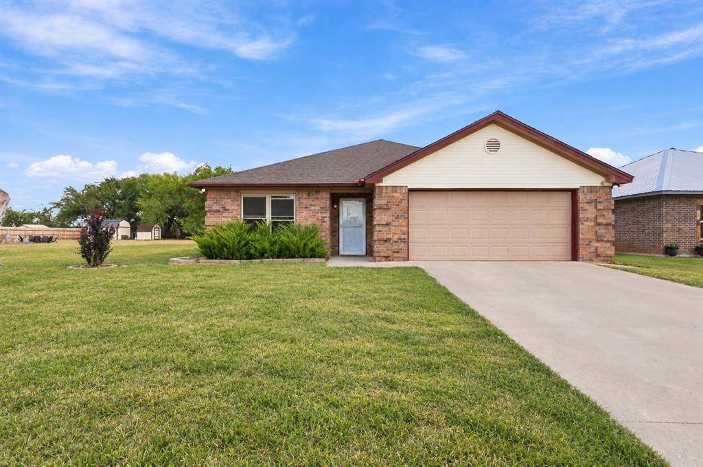108 Chisolm Trail Court, Springtown, TX 76082