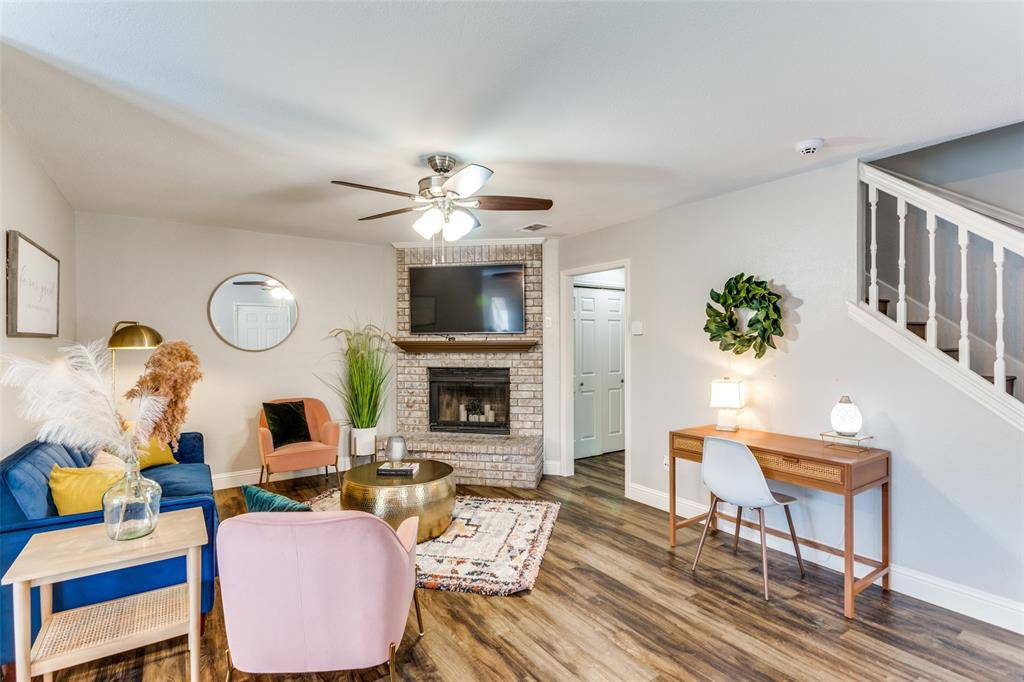 529 Essex Place, Euless, TX 76039