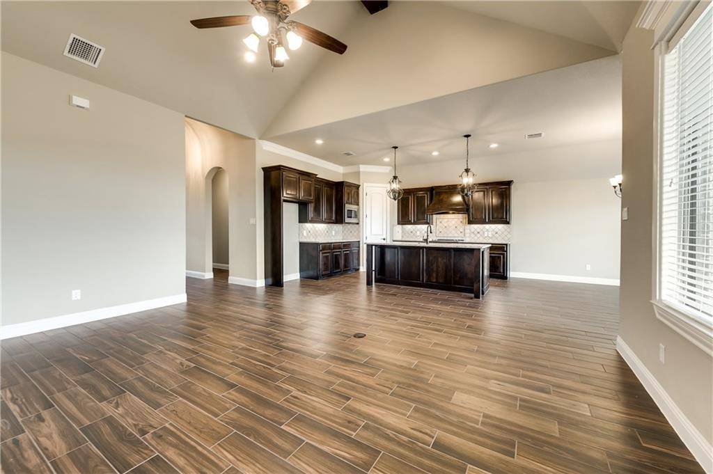3100 Main Street, Granbury, TX 76049