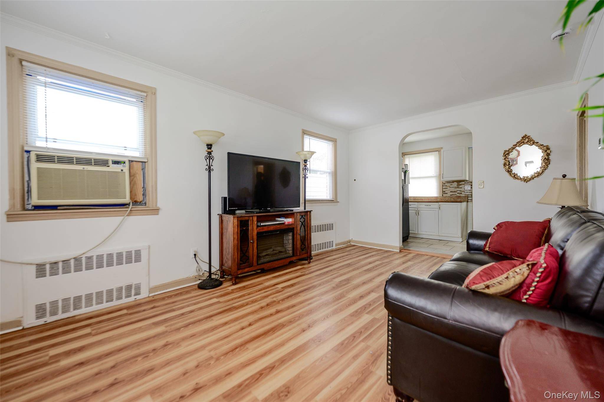 596 Irving ST, Westbury, NY 11590