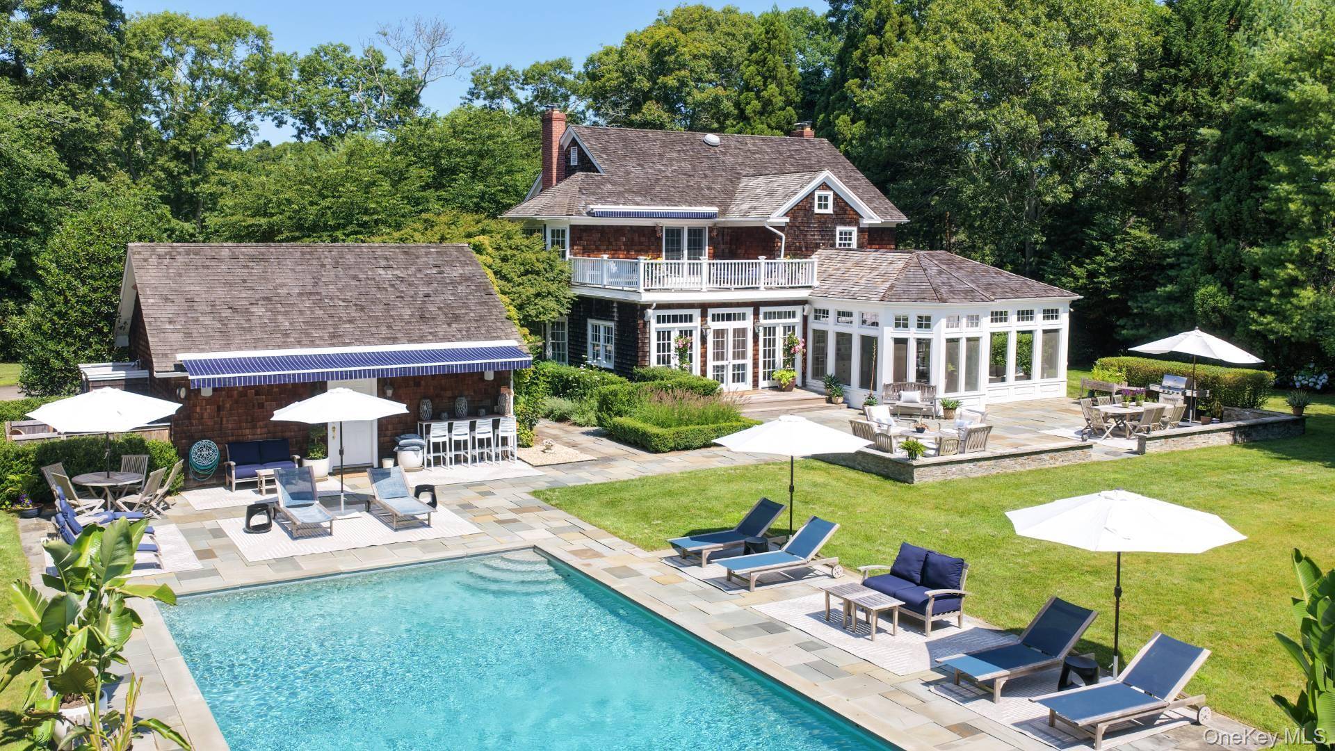 329 Georgica RD, East Hampton, NY 11937