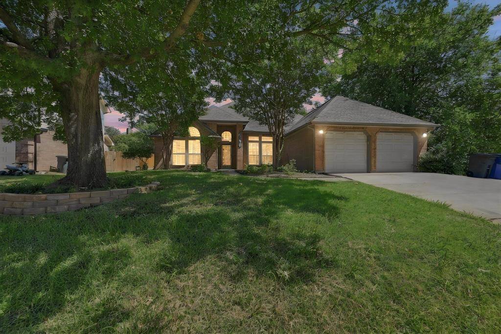 2304 Grimsley Terrace, Mansfield, TX 76063
