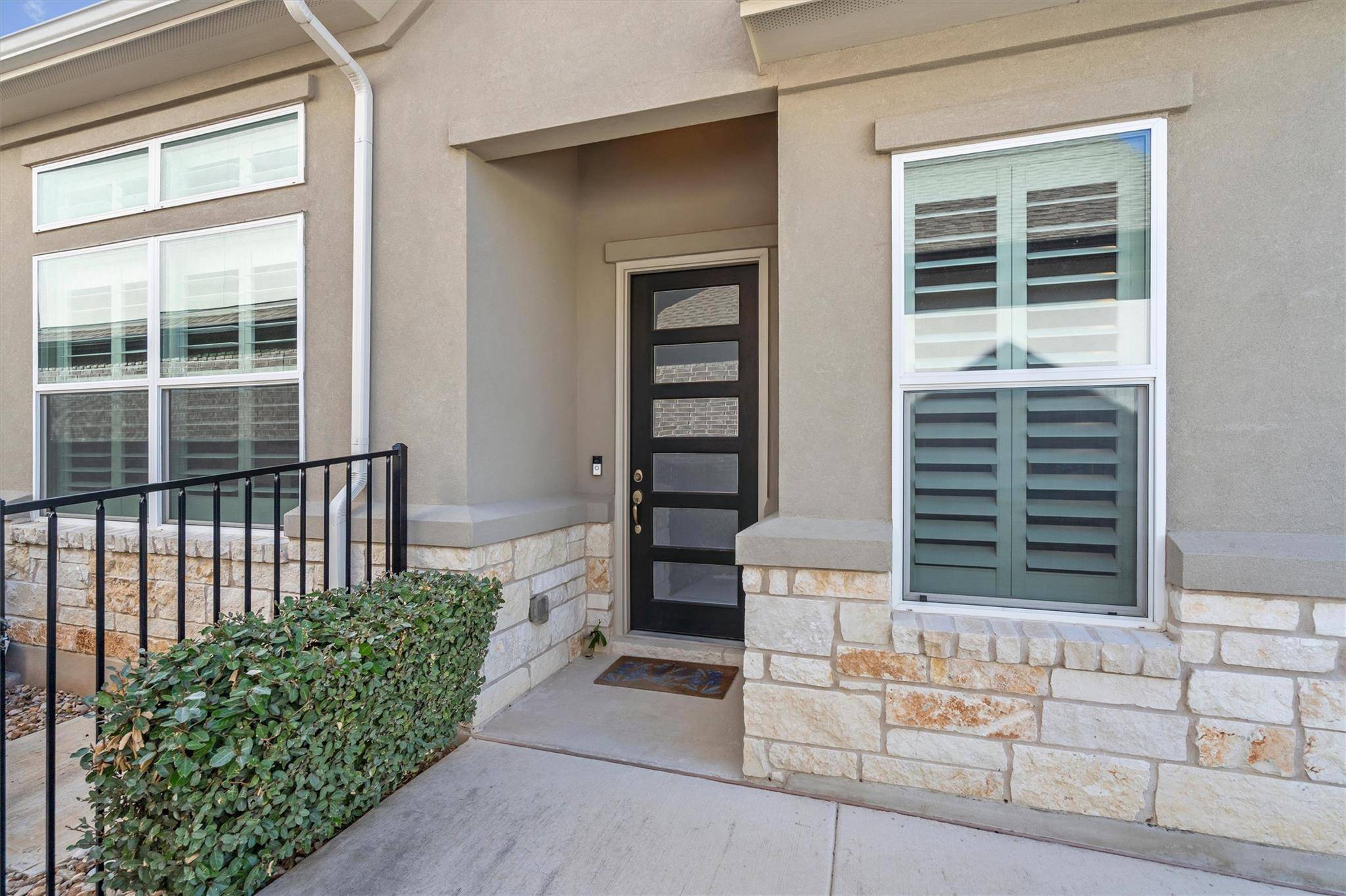 789 Faith DR, Liberty Hill, TX 78642