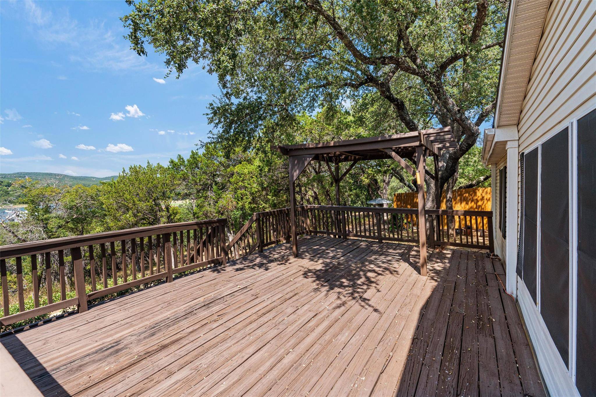 10340 W DARLEEN DR, Leander, TX 78641