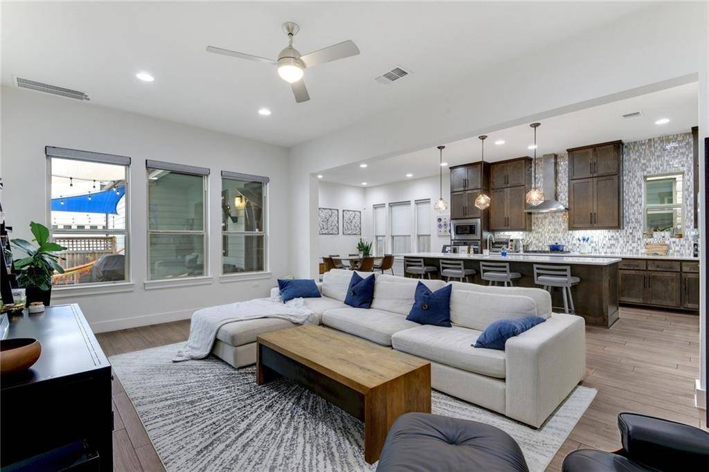 4308 Nitschke ST, Austin, TX 78723