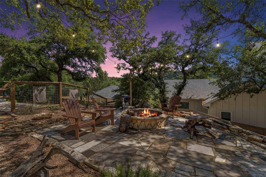 1403 Minnie DR, Austin, TX 78732