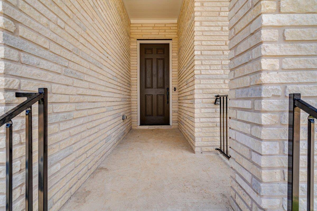 600 C-Bar Ranch TRL #143, Cedar Park, TX 78613