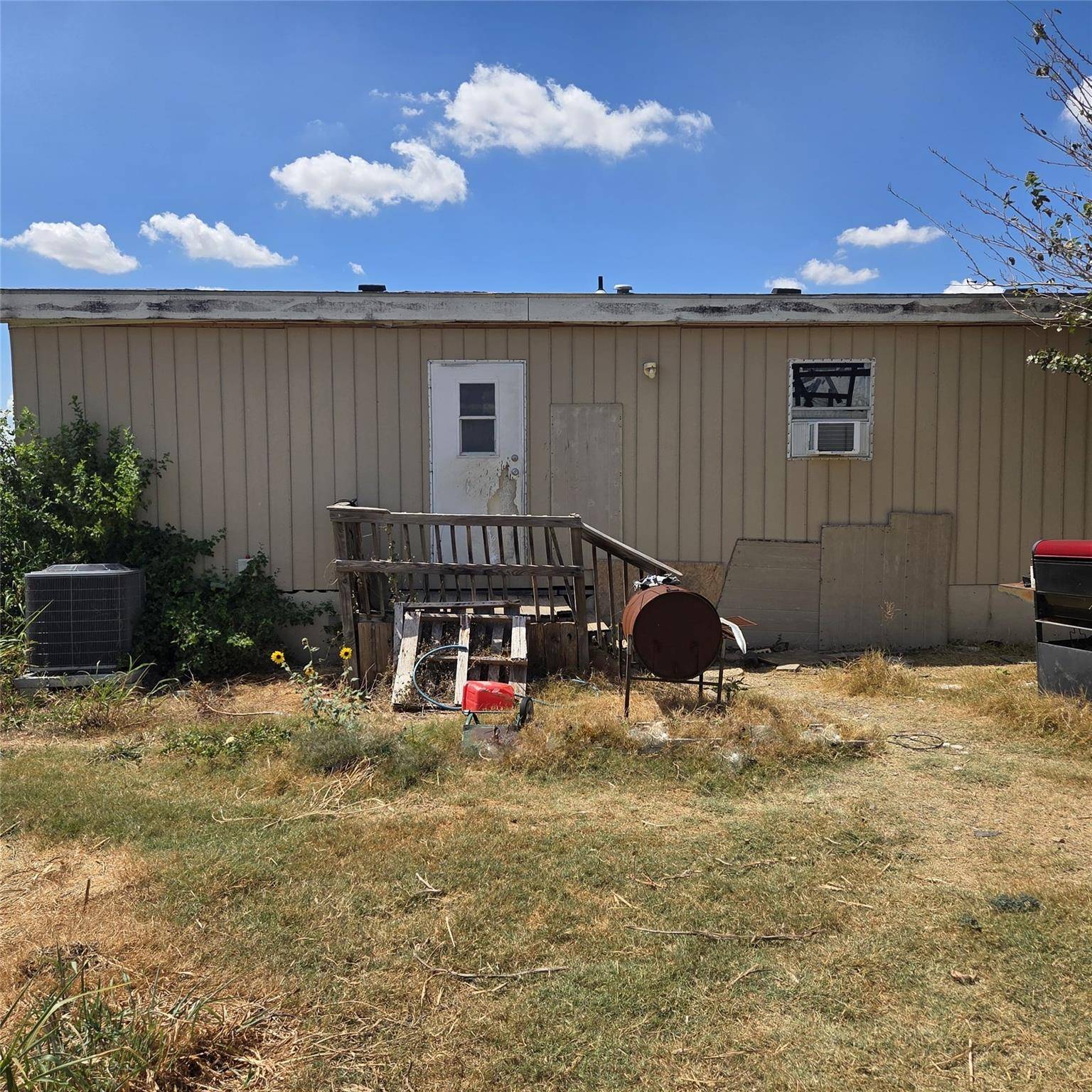 135 Mustang Creek North LOOP, Hutto, TX 78634