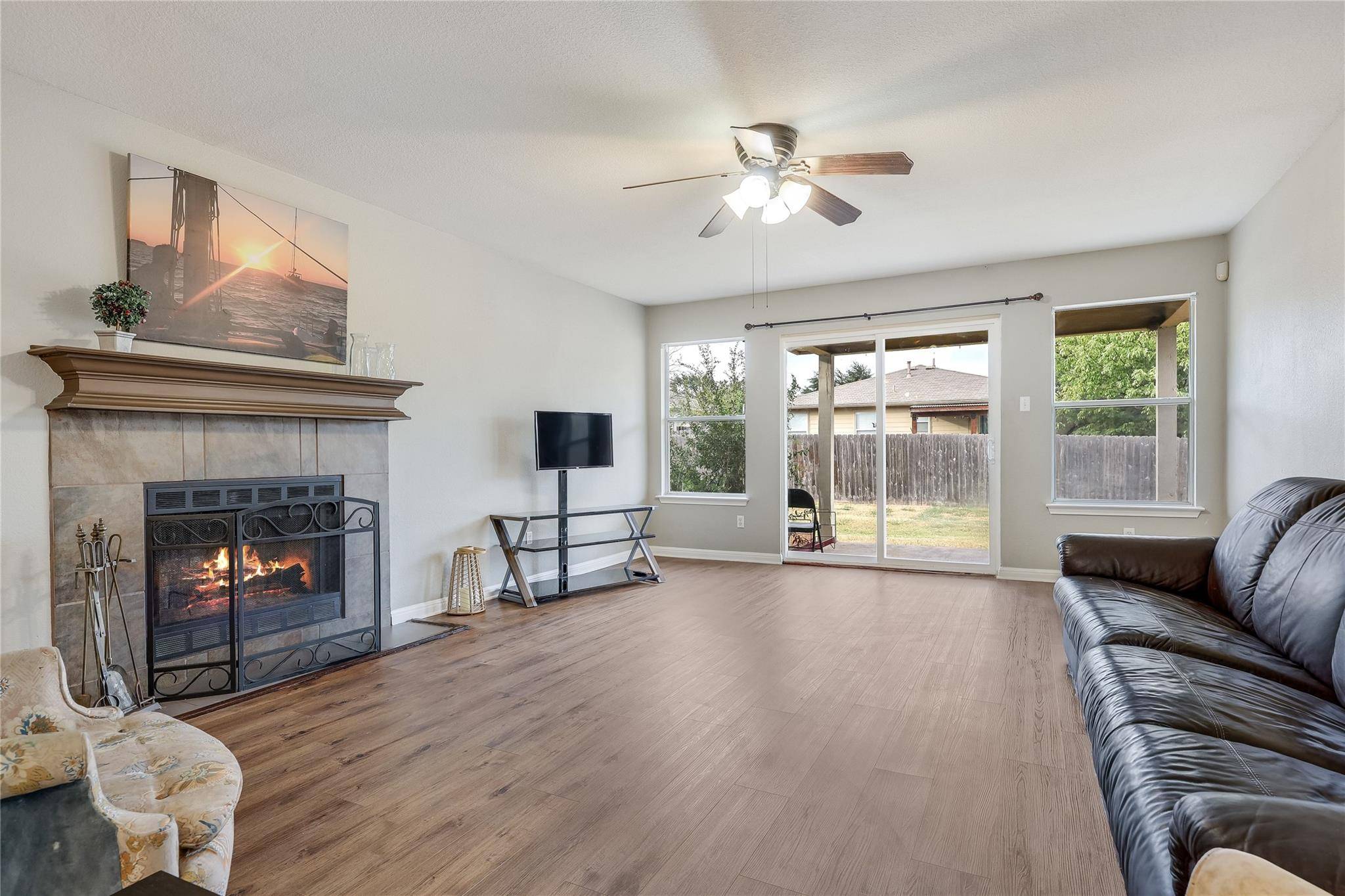3800 Hickox DR, Round Rock, TX 78665
