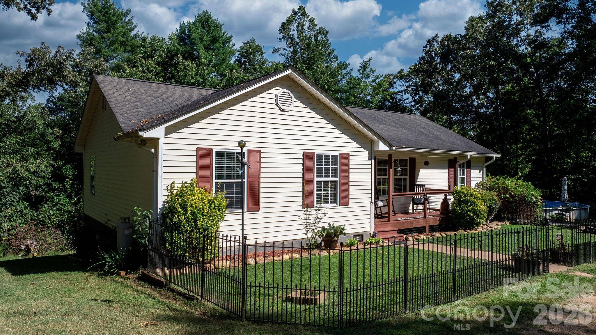 4218 Piney RD, Morganton, NC 28655