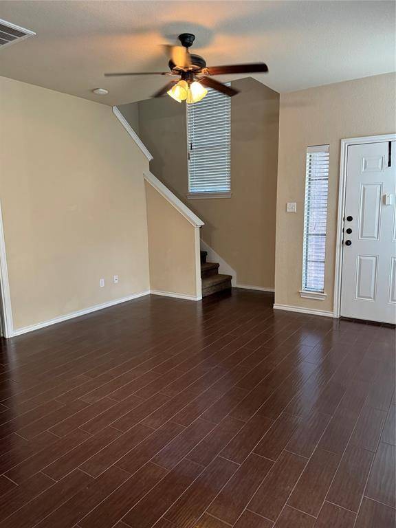 207 N College ST, Georgetown, TX 78626