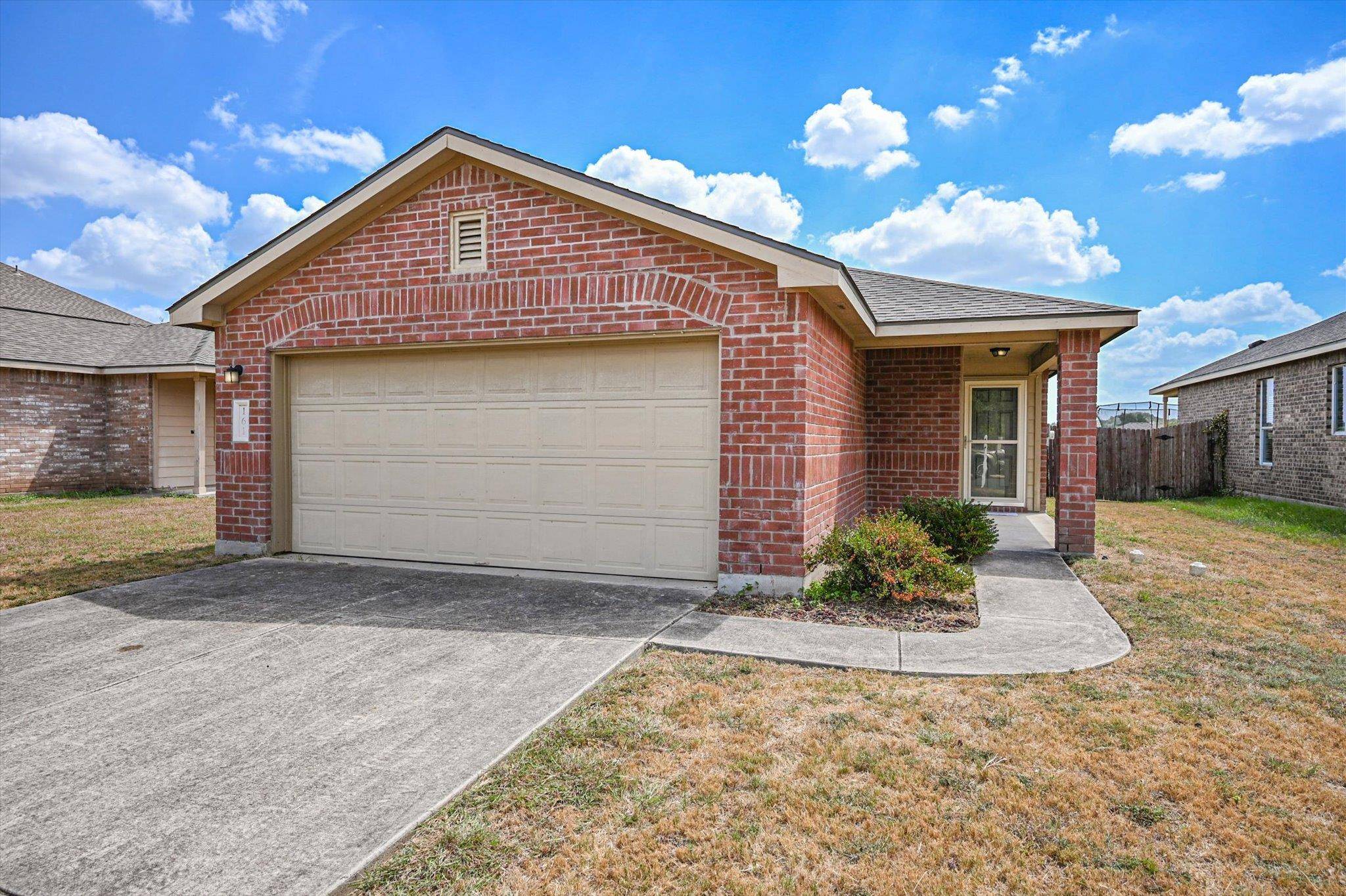 161 Mallard LN, Leander, TX 78641