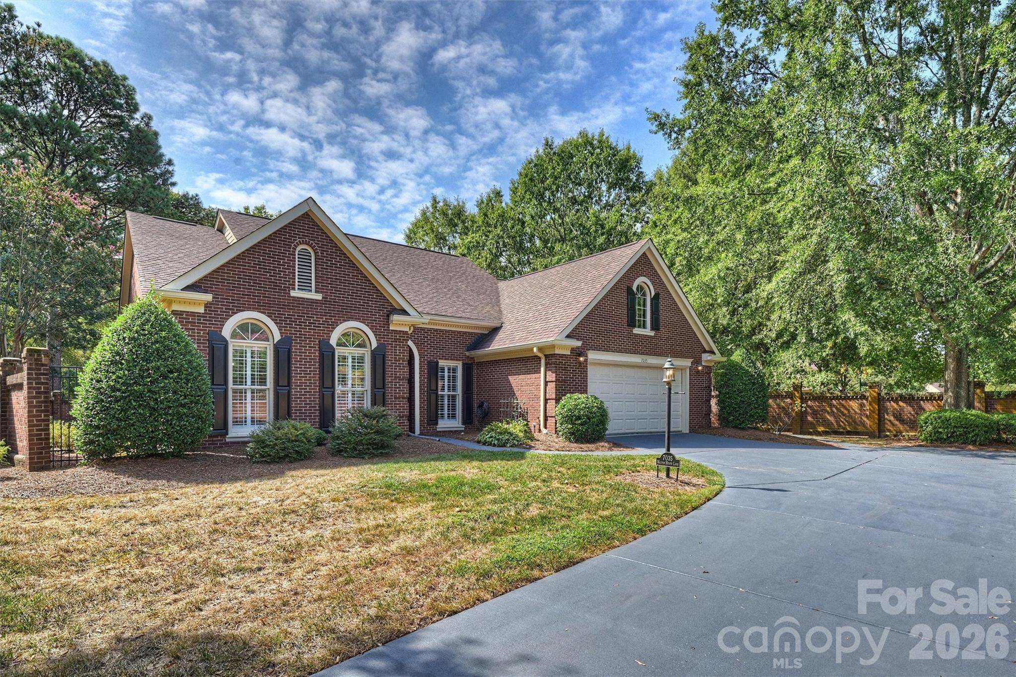 7035 Walton Heath LN, Charlotte, NC 28277
