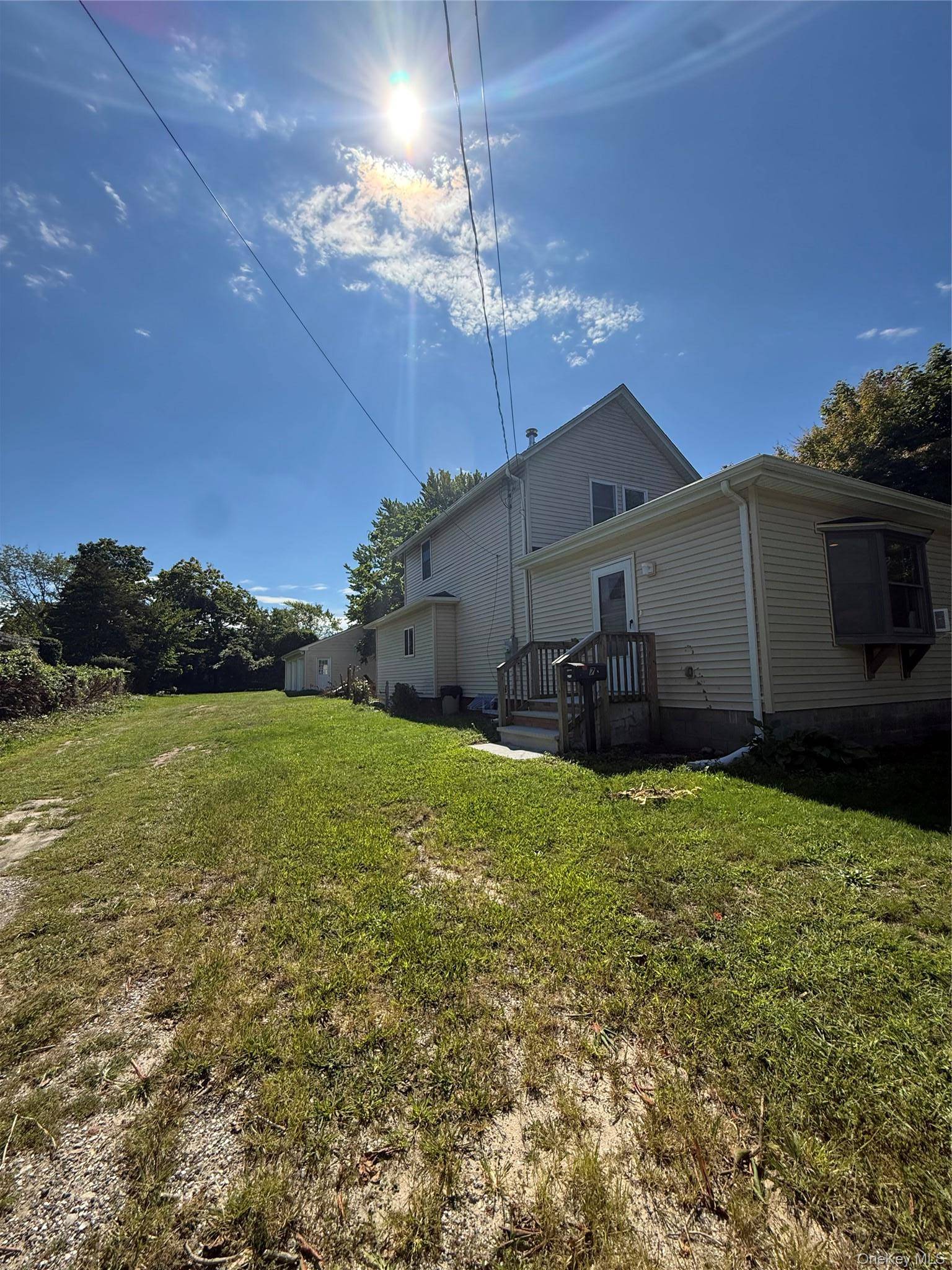 7 Park AVE, Patchogue, NY 11772