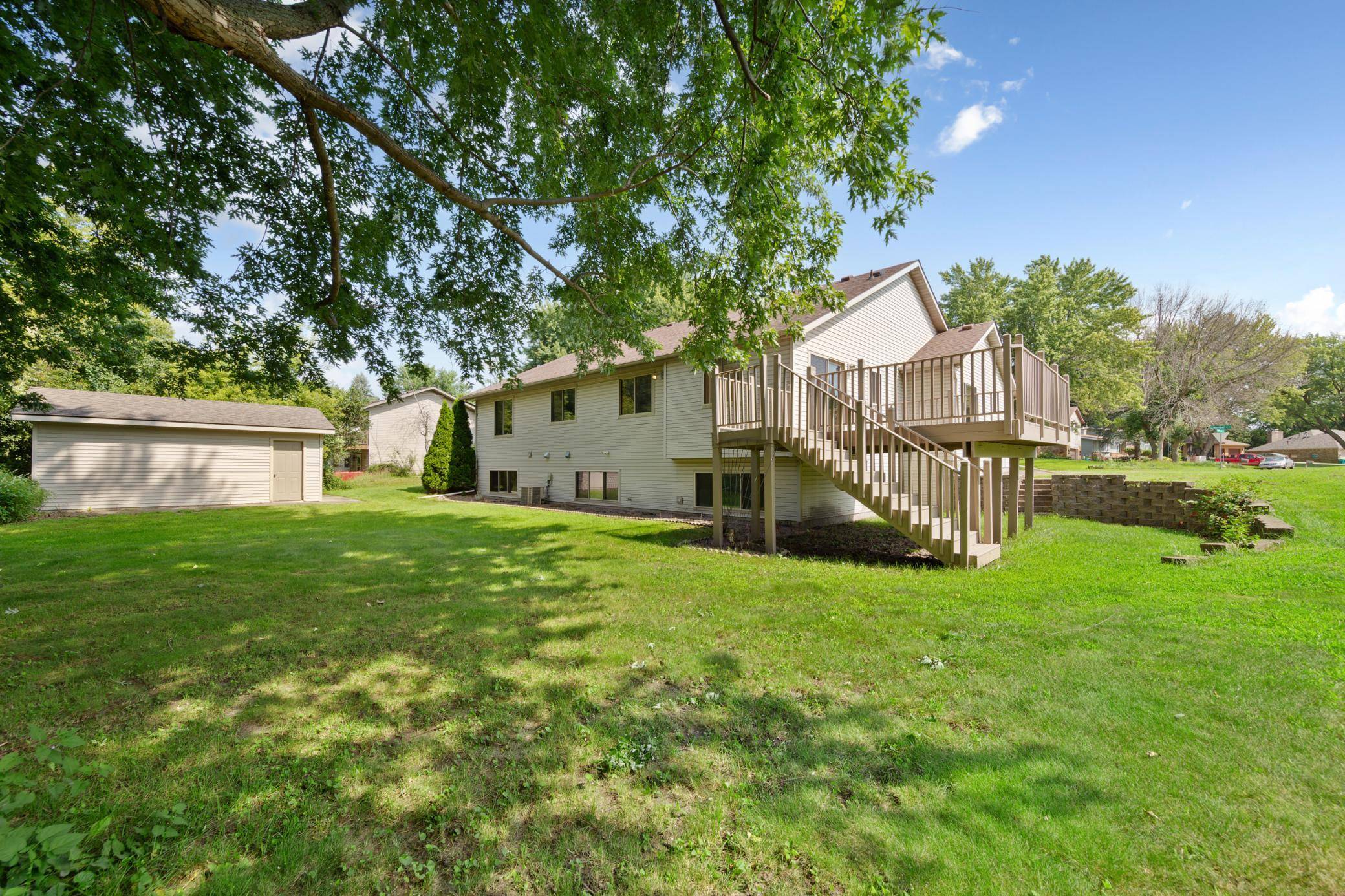 1160 Greenleaf RD, Owatonna, MN 55060