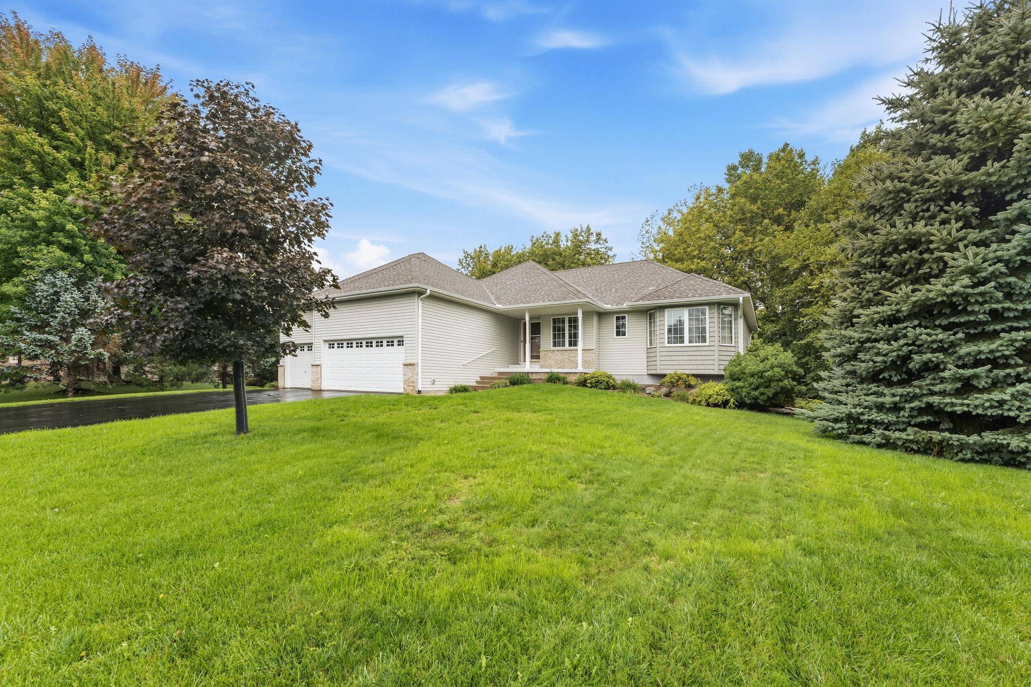 22048 Elston AVE, Forest Lake, MN 55025