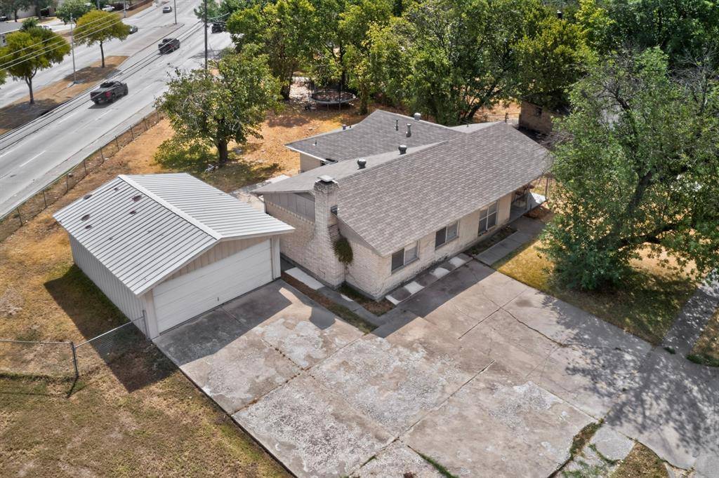 2402 Loyce Drive, Mesquite, TX 75149