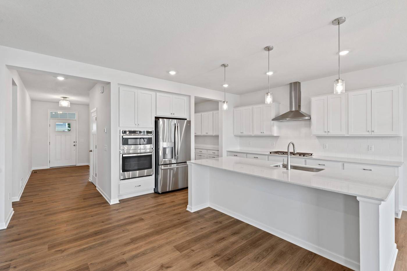 914 Big Woods DR, Delano, MN 55328