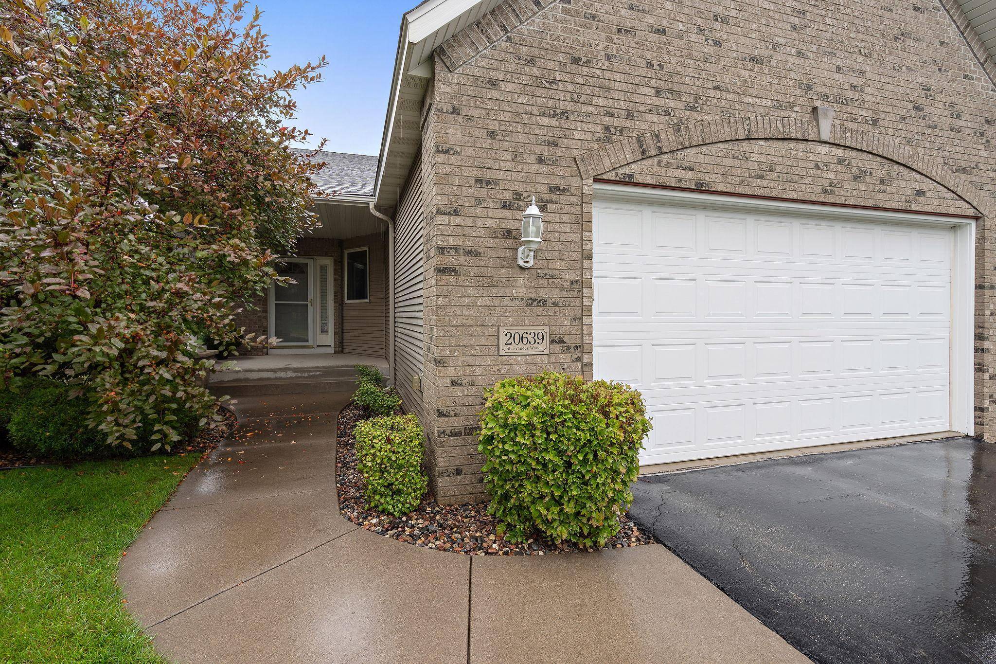 20639 Kearney PATH, Lakeville, MN 55044