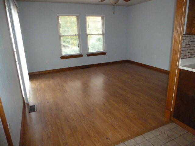 2421 Sandra DR, Midwest City, OK 73110