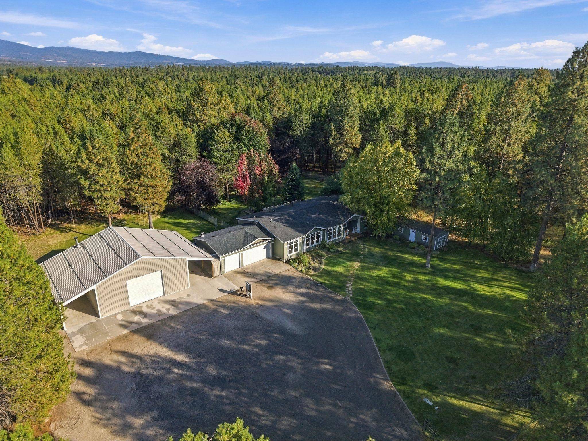 120 E Saltz Ln, Deer Park, WA 99006