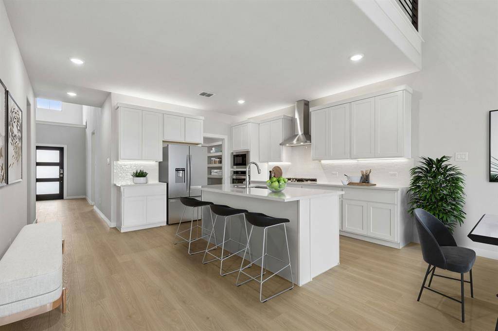10624 Blakely Creek Road, Fort Worth, TX 76126