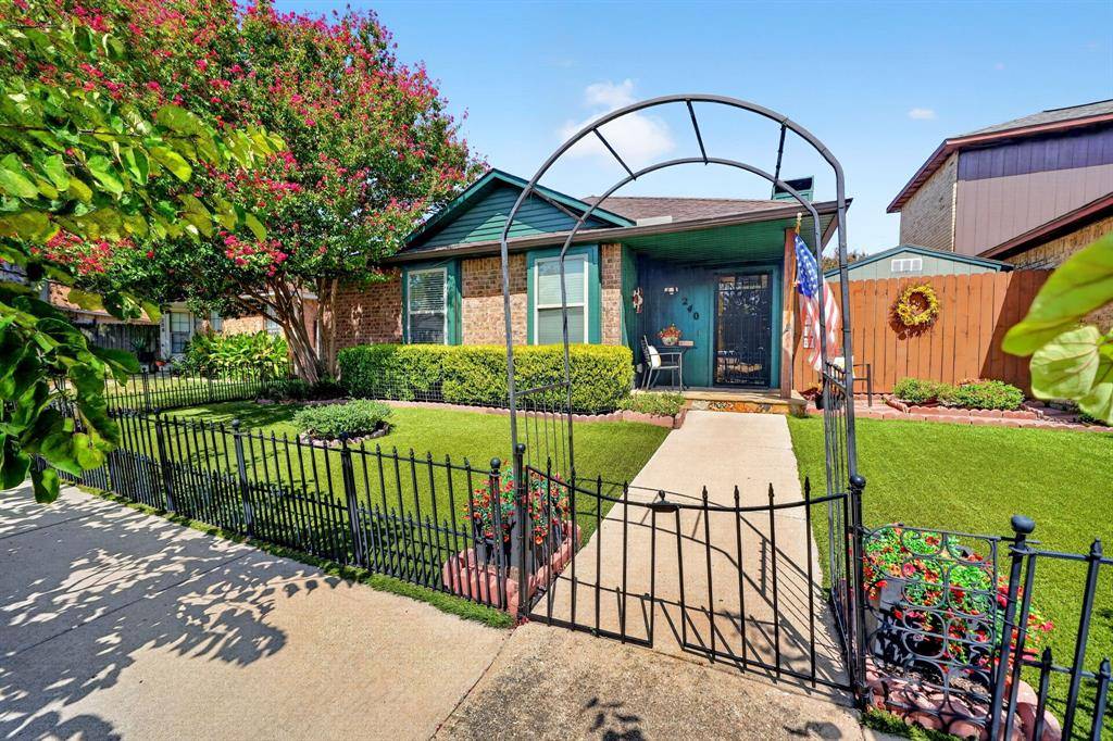 240 Dewey Court, Irving, TX 75060