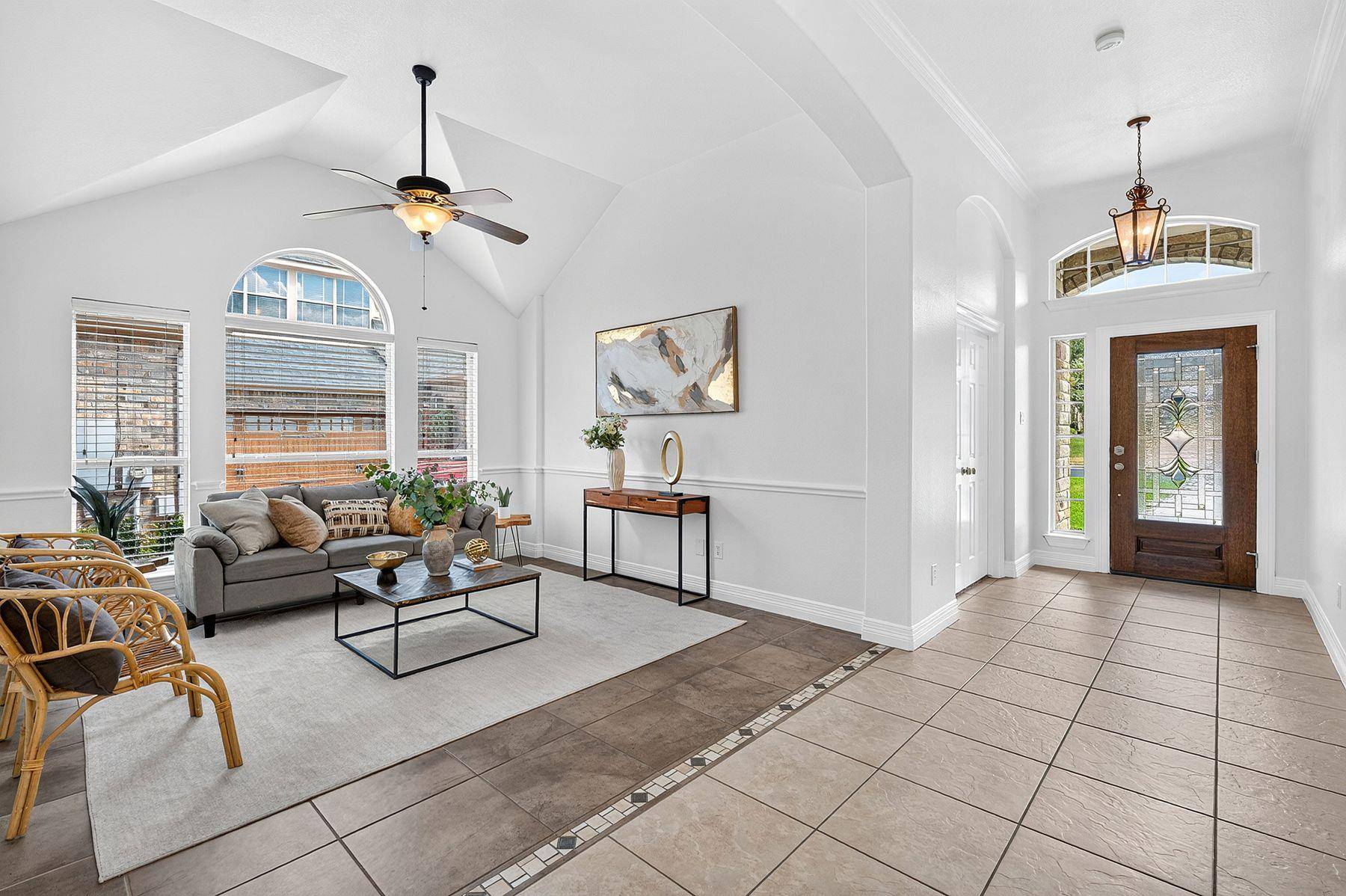 1349 River Forest DR, Round Rock, TX 78665