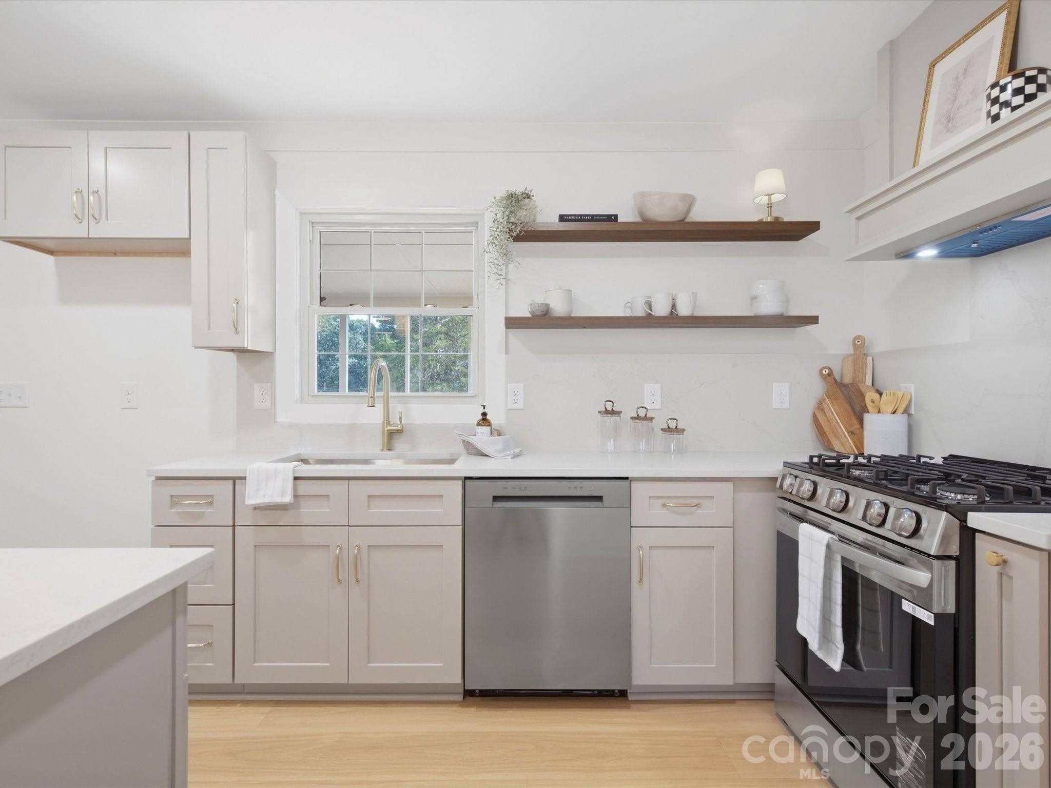 1480 Hallmark DR, Rock Hill, SC 29730
