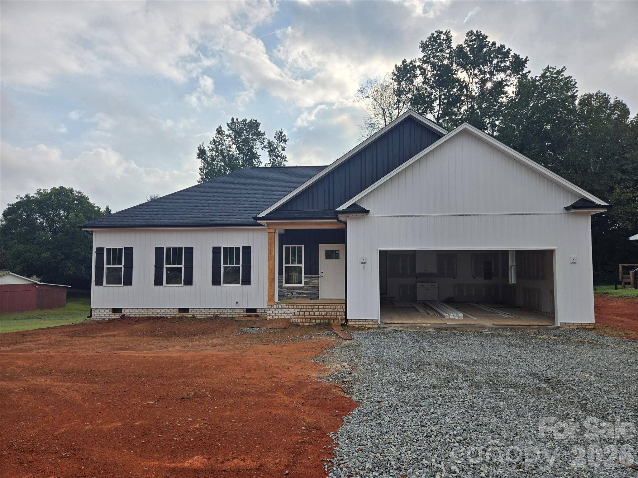 2850 Leonard RD, Lexington, NC 27295