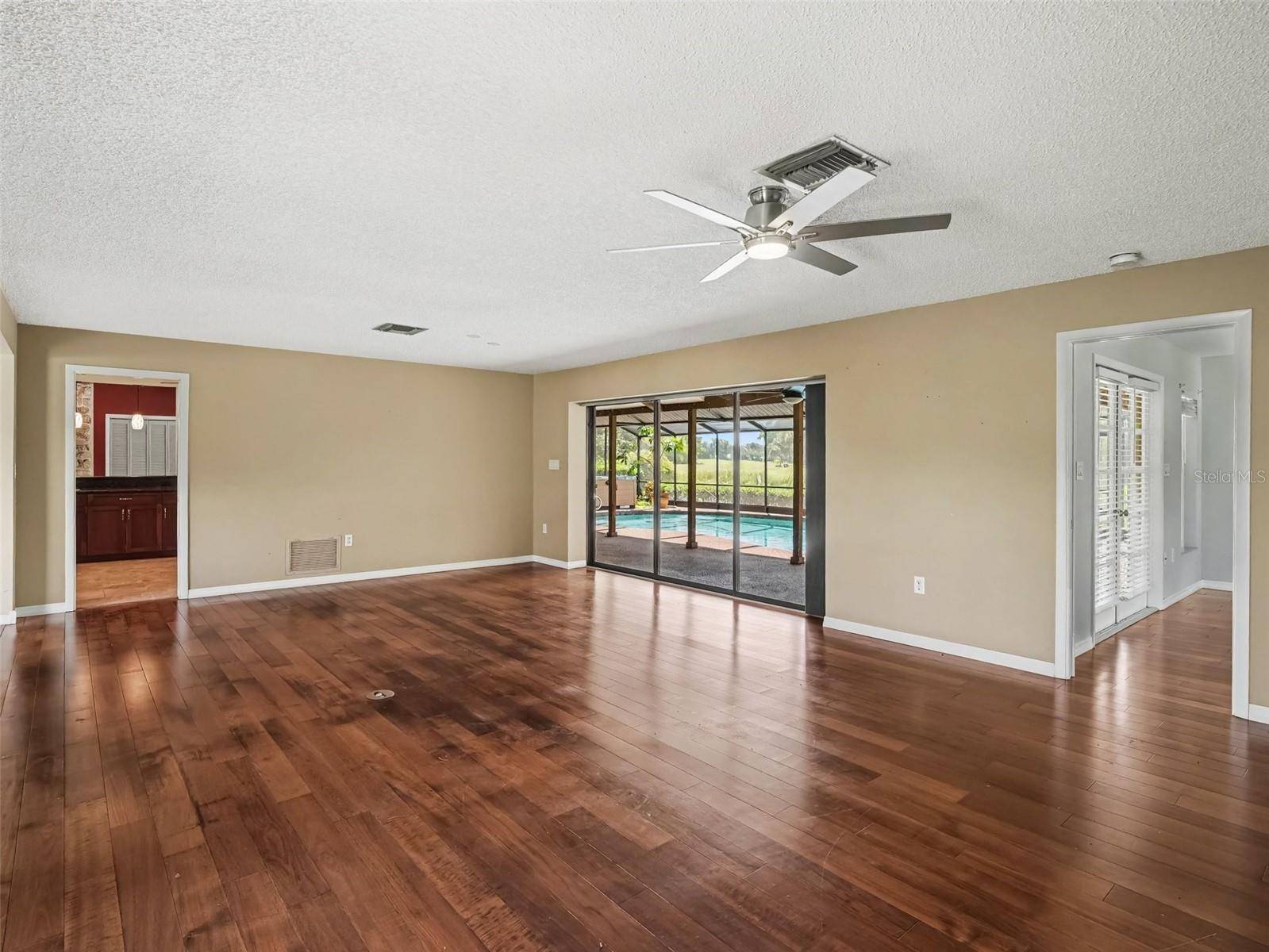 4375 SEDLEY LN, Sarasota, FL 34241