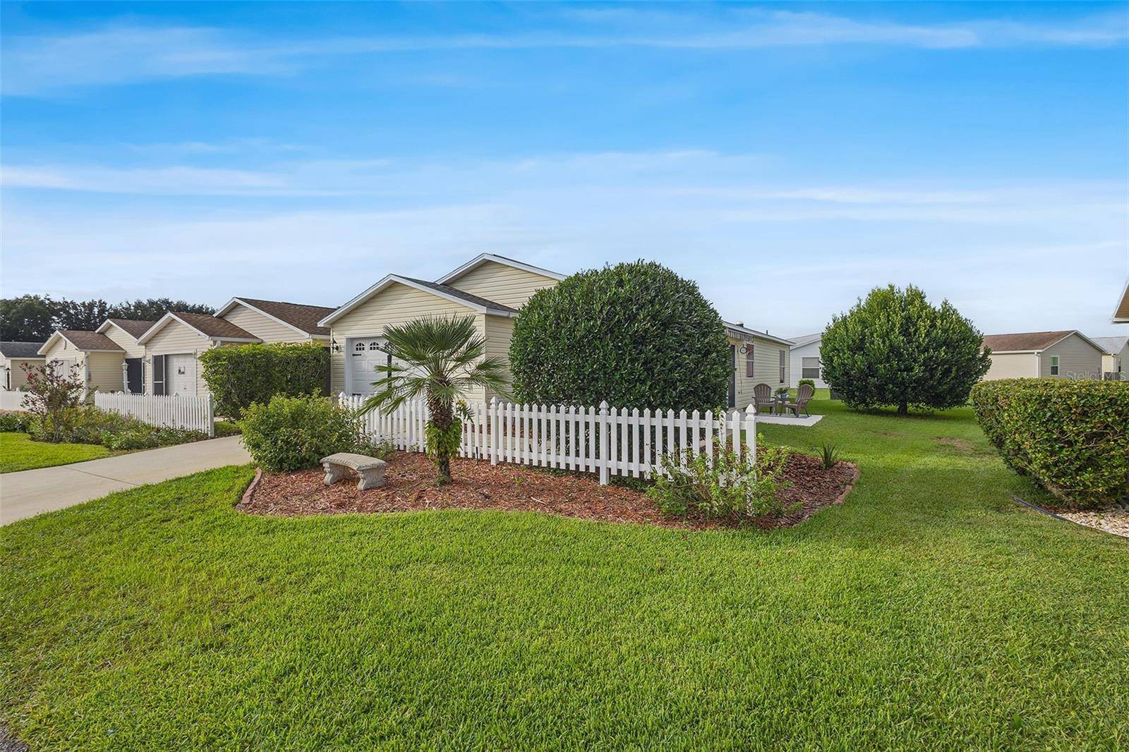 481 HILDALGO DRIVE, The Villages, FL 32159
