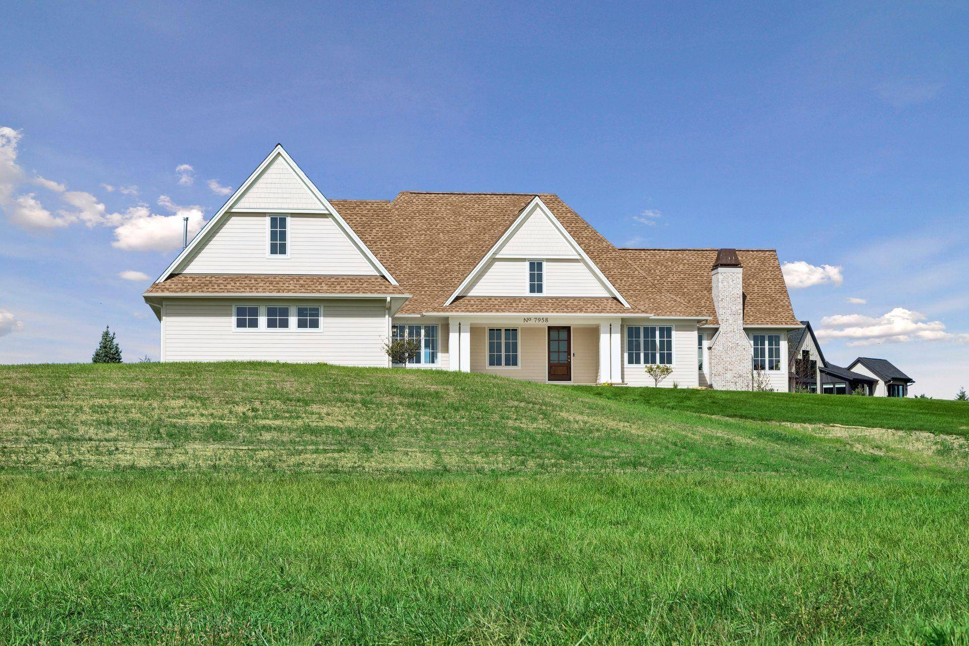 7958 207th ST E, Prior Lake, MN 55372