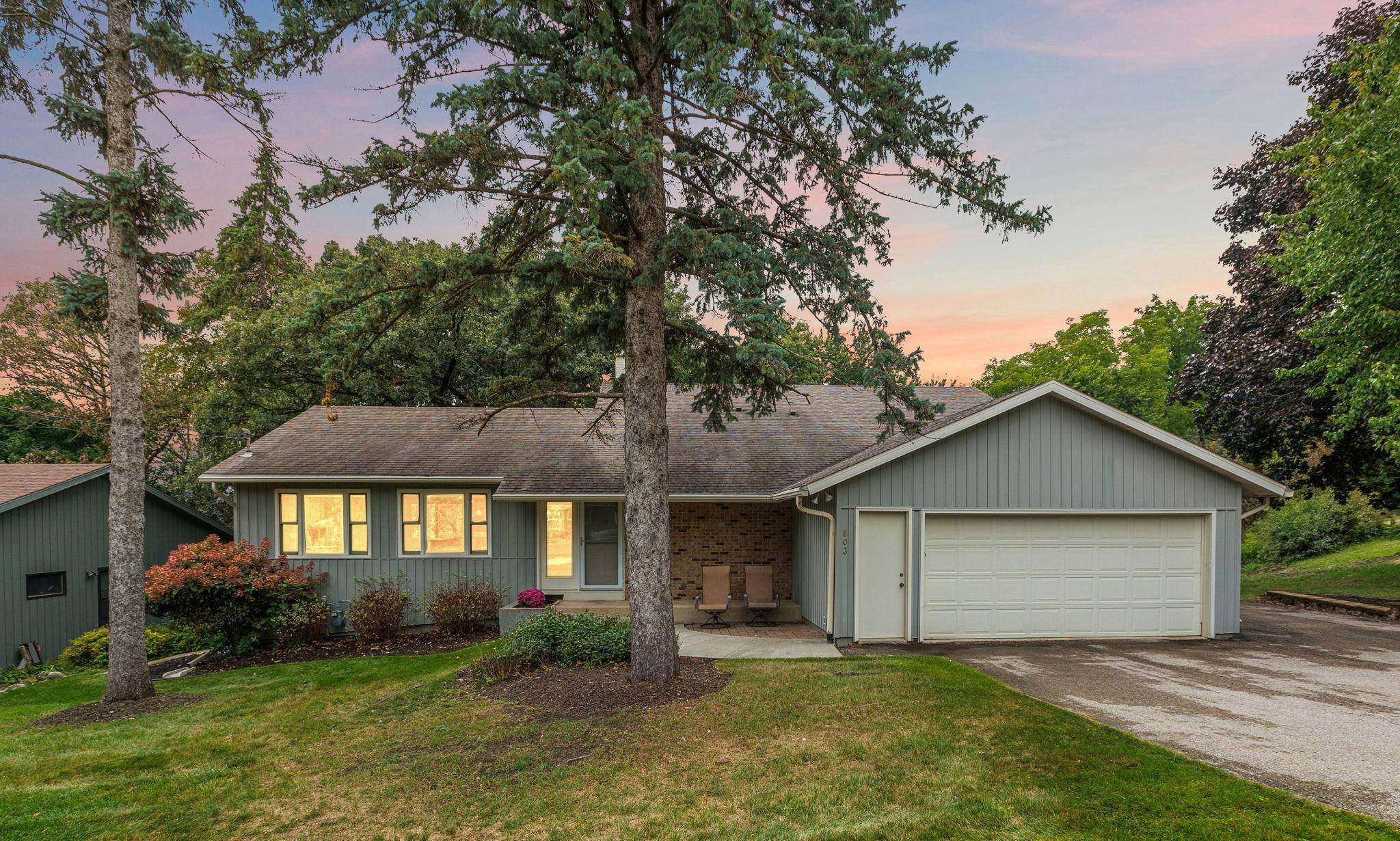 803 Sierra LN NE, Rochester, MN 55906