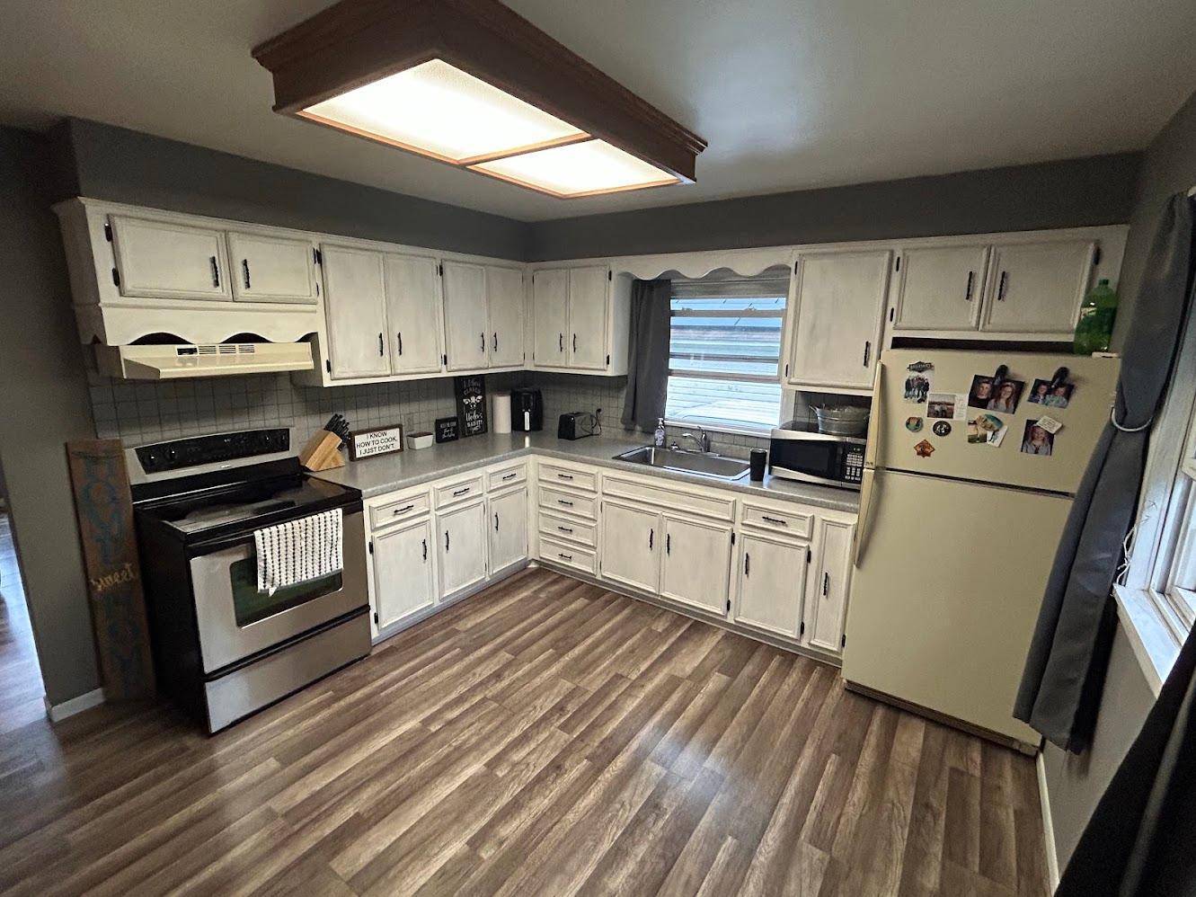 511 1st ST, Watkins, MN 55389