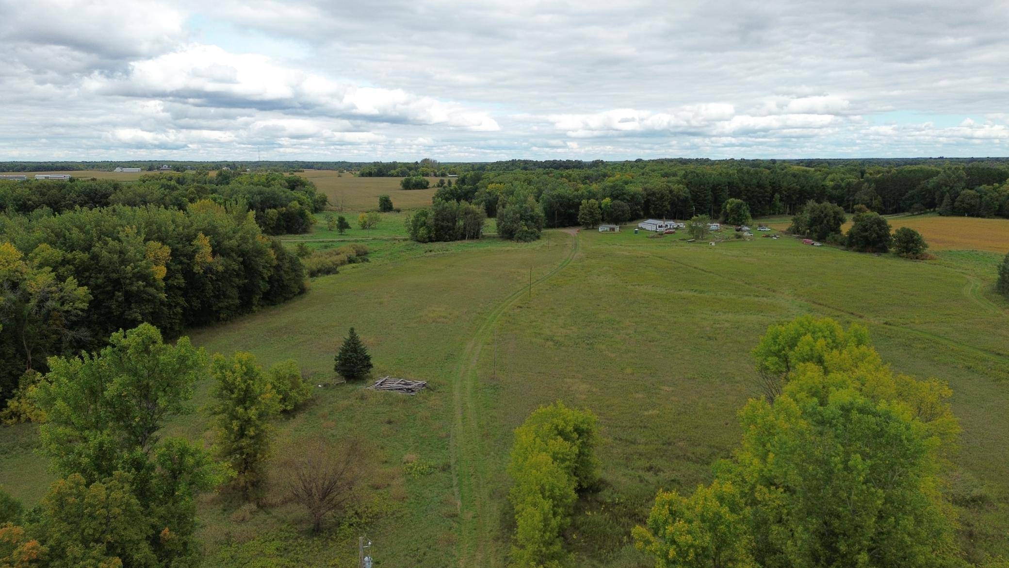 3850 405th AVE NW, Braham, MN 55006