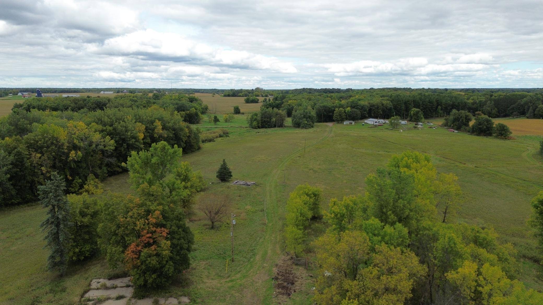 3850 405th AVE NW, Braham, MN 55006