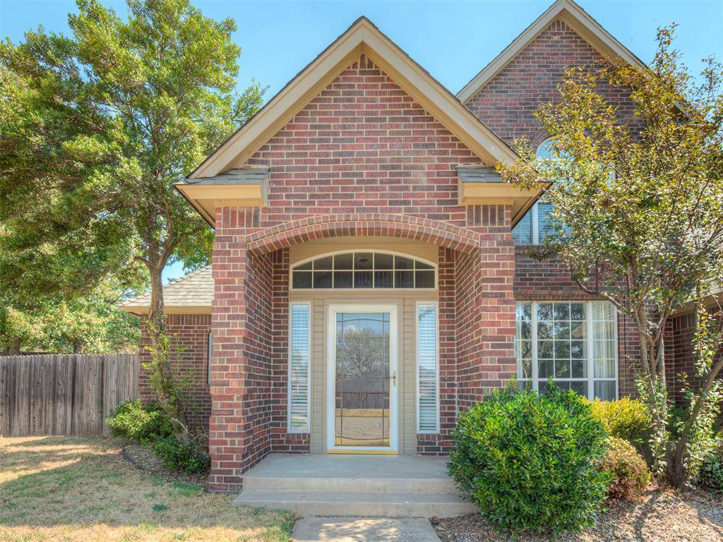 204 Ainsley CT, Edmond, OK 73034