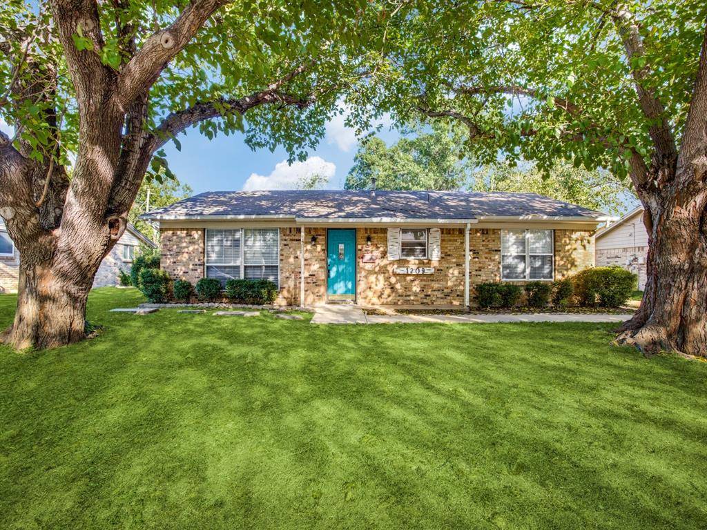 1209 Valley Vista Drive, Grapevine, TX 76051