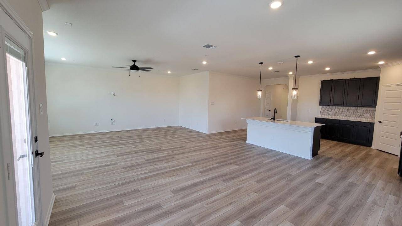 3745 Campora LN, Round Rock, TX 78665