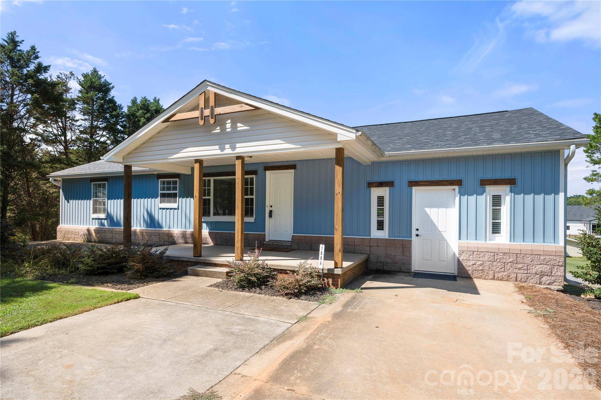109 Woodside AVE, Gastonia, NC 28054