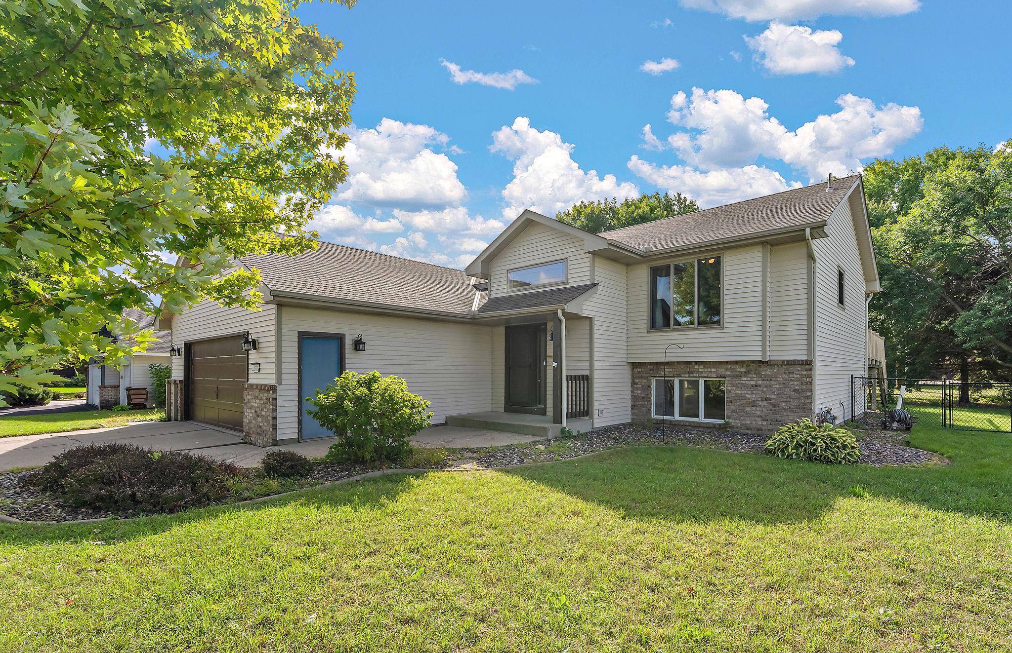 11353 54 1/2 ST NE, Albertville, MN 55301